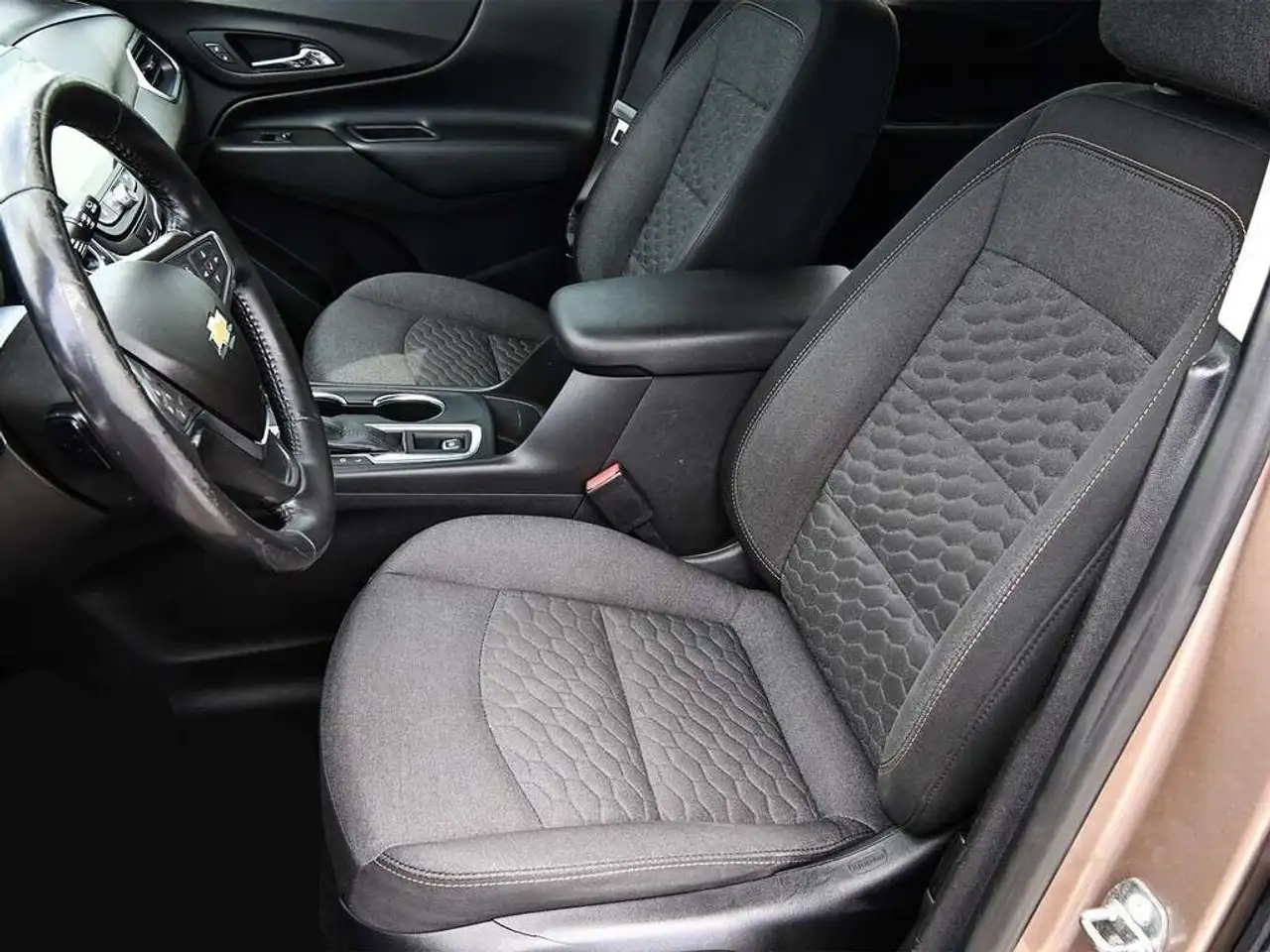 Chevrolet Equinox снимка Chevrolet Equinox