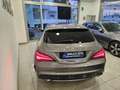 Mercedes-Benz CLA 200 Shooting Brake d Premium auto RETROCAM NAVI Gris - thumbnail 18
