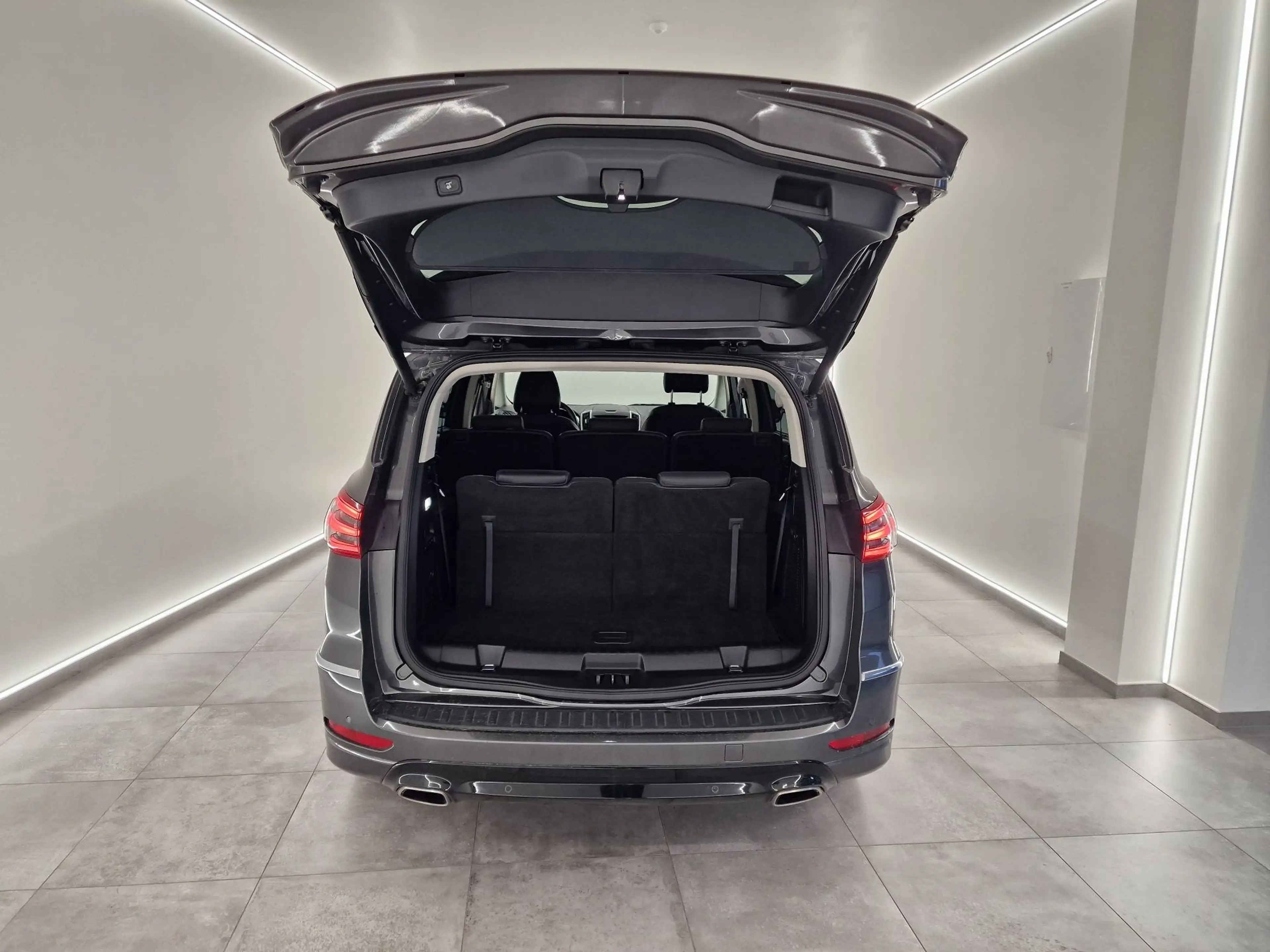 Ford S-Max VIGNALE HYBRID AUTOMAAT 7 ZITPLAATSEN — photo 4