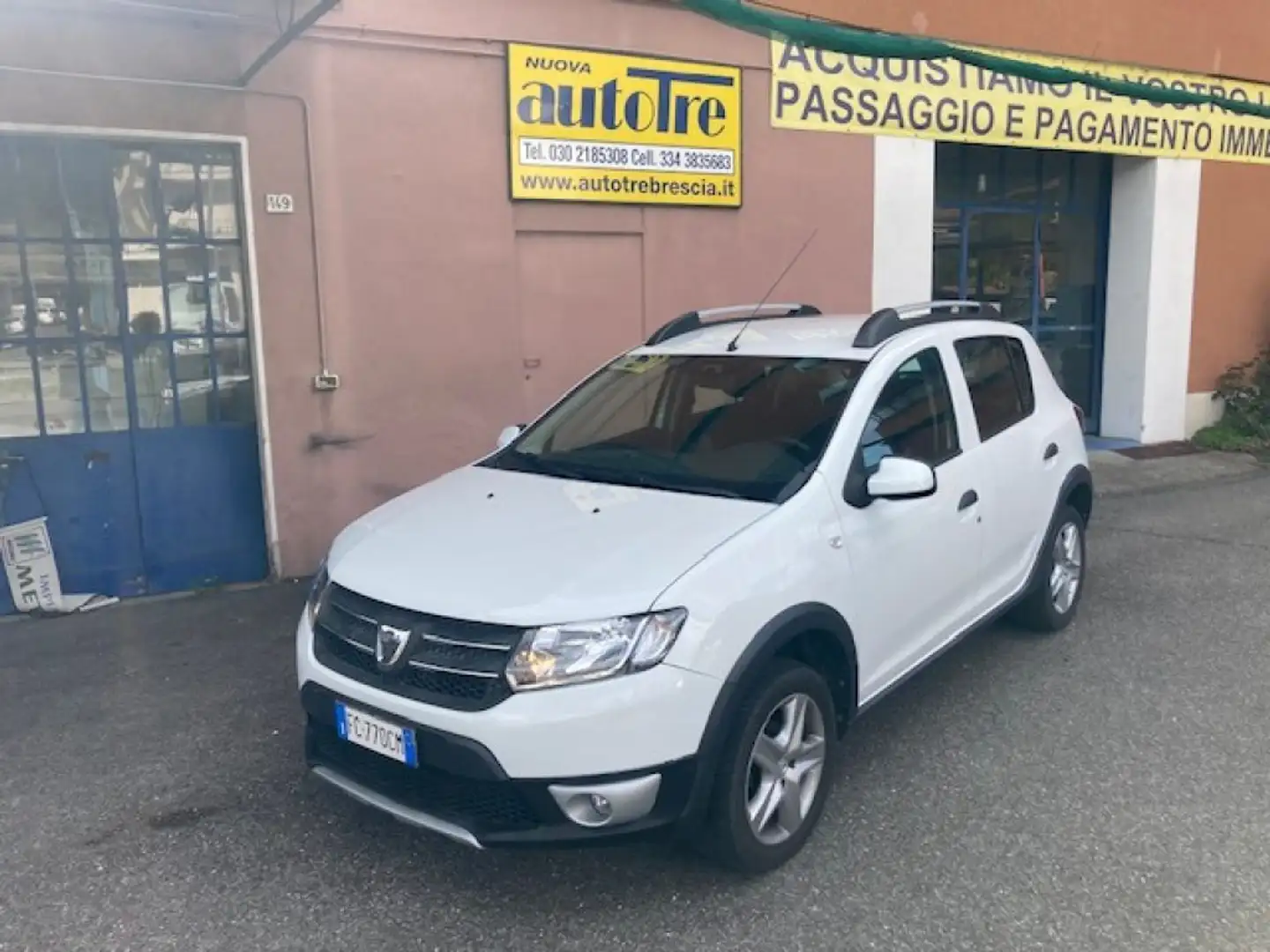 Dacia Sandero Stepway 0.9 TCe 12V TurboGPL 90CV Start&Stop Bianco - 1