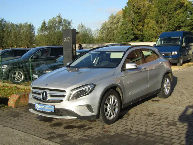 Mercedes-Benz GLA 200 GLA 200 (CDI) d 7G-DCT
