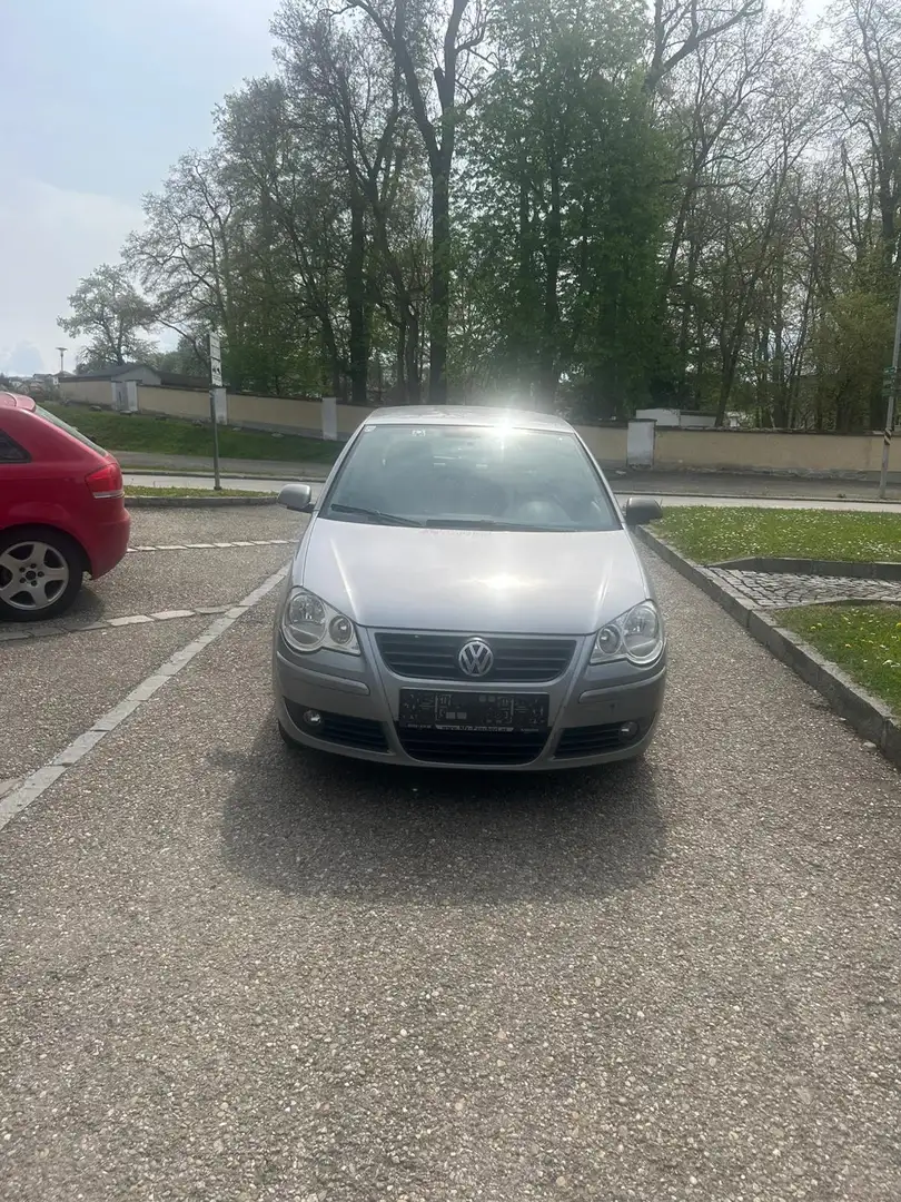 Volkswagen Polo 1.2 Sportline - 1