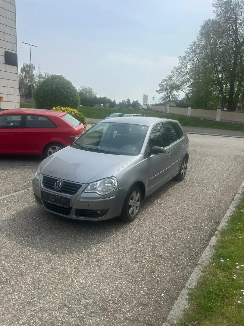 Volkswagen Polo 1.2 Sportline - 2