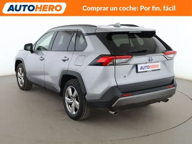 Toyota Rav4 view 4