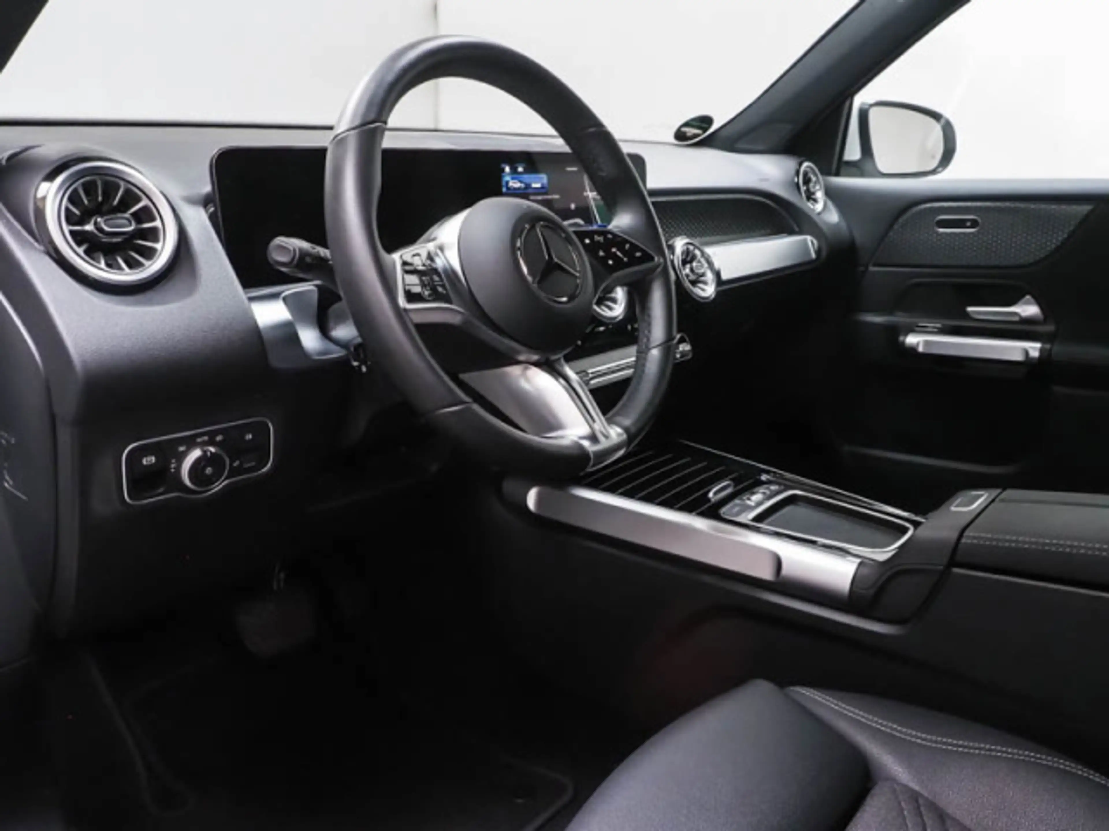 Mercedes-Benz EQB 300 EQB 300 4MATIC Progressive DISTRONIC+AHK+KAMERA — photo 7