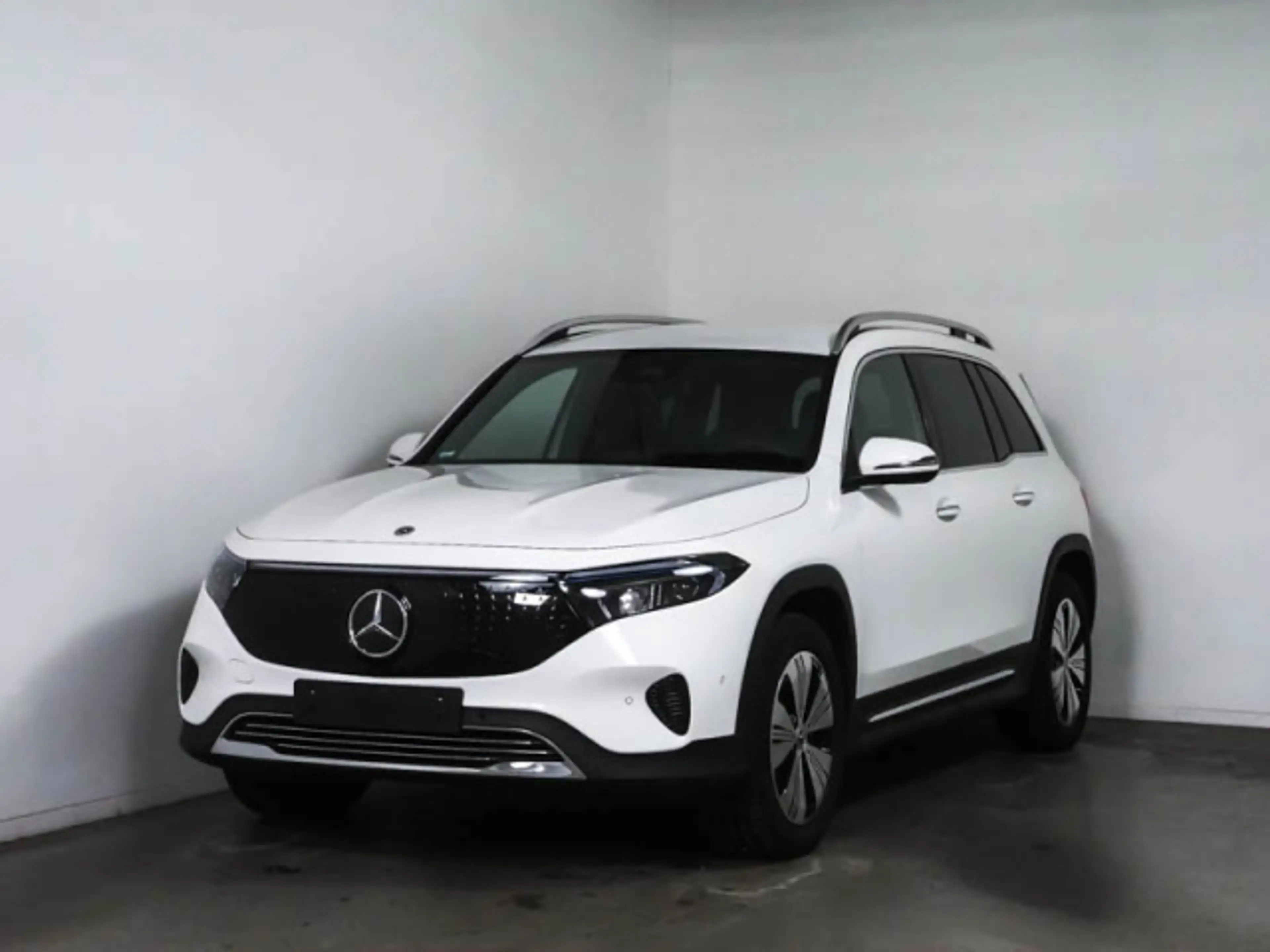 Mercedes-Benz EQB 300 EQB 300 4MATIC Progressive DISTRONIC+AHK+KAMERA — photo 2
