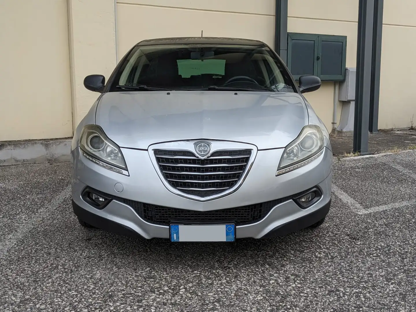 Lancia Delta 1.6 mjt Platino 120cv Argent - 2