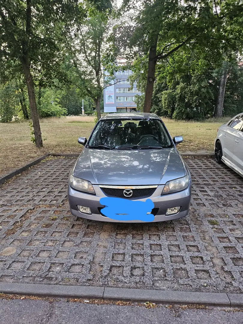 Mazda 323 F 1.9i 16V GLE - 1