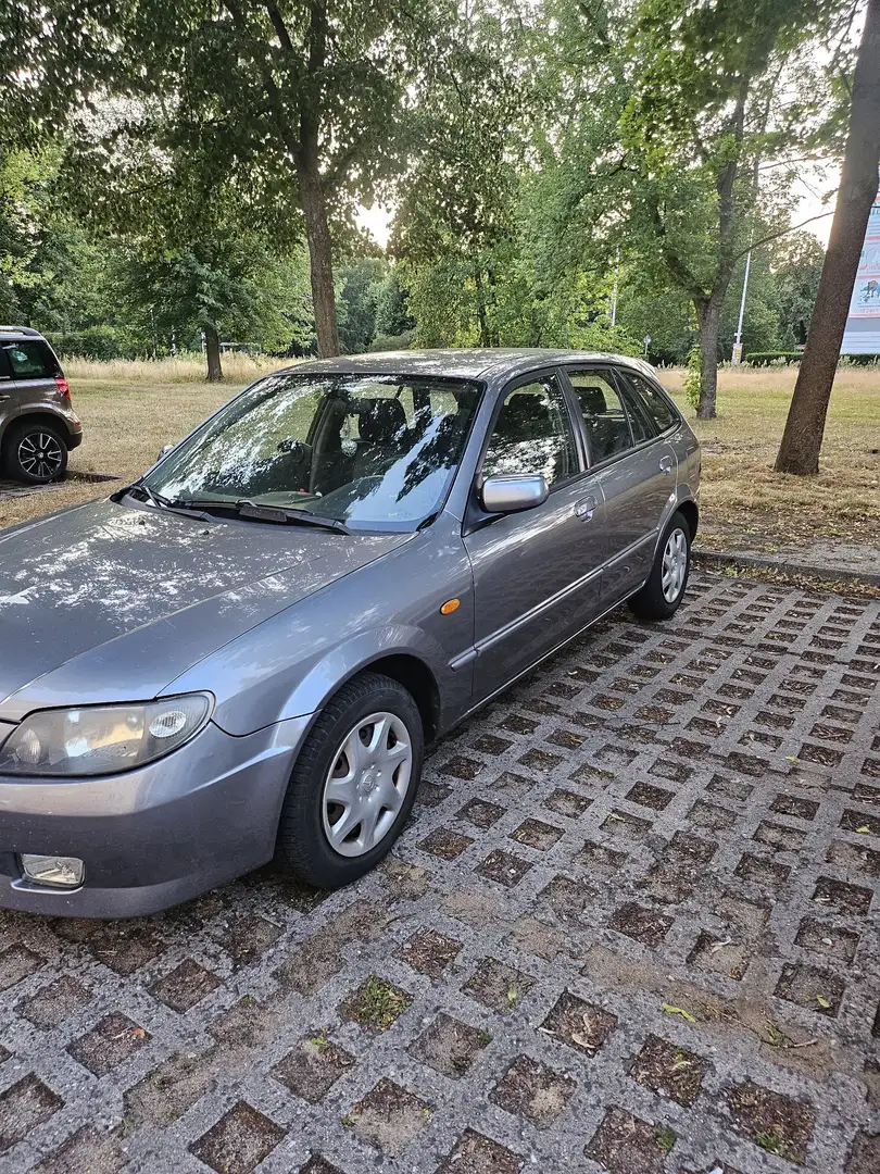 Mazda 323 F 1.9i 16V GLE - 2