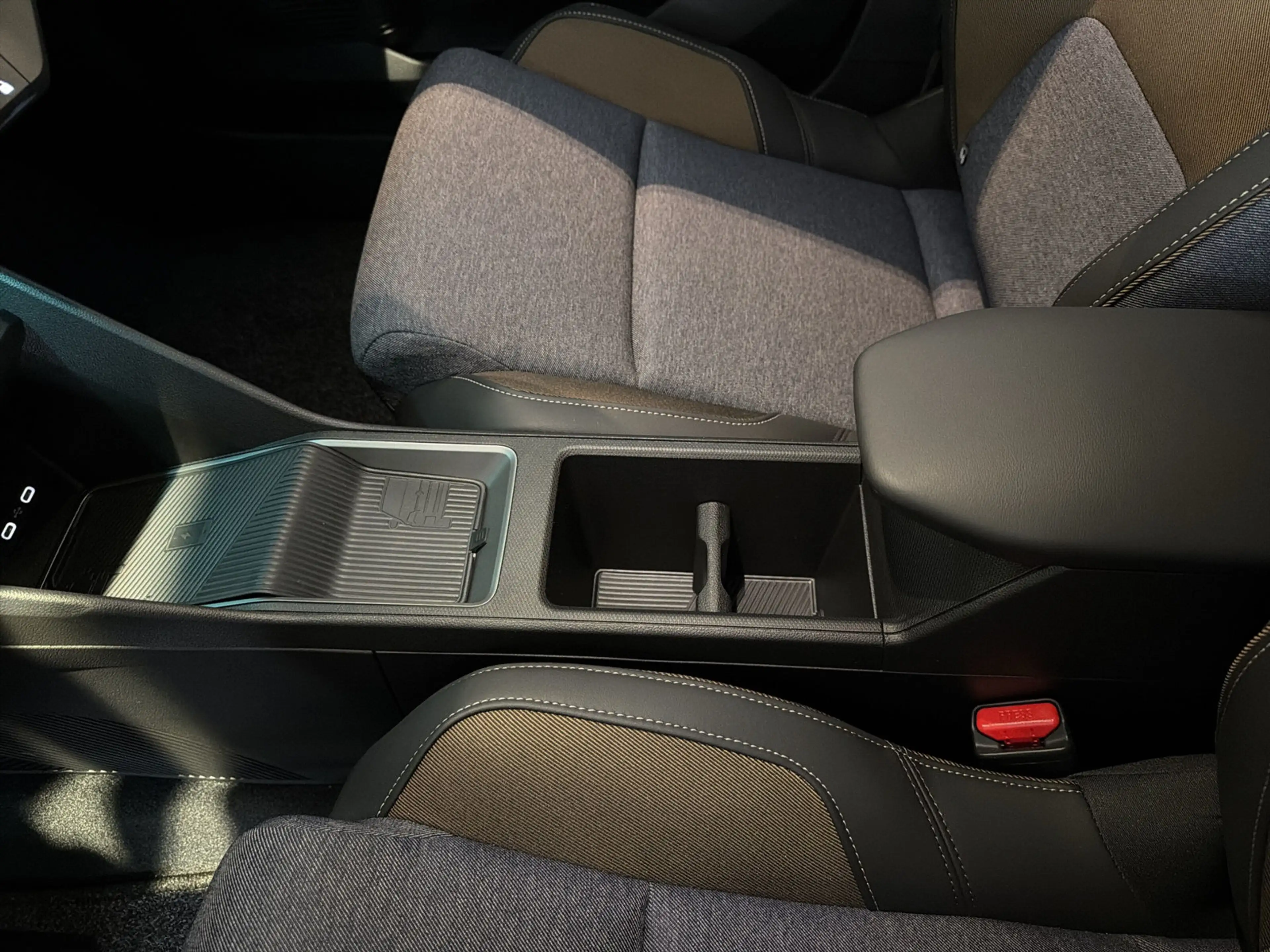 Renault 5 E-Tech 100% elec Techno 150 Comfort Range — photo 12