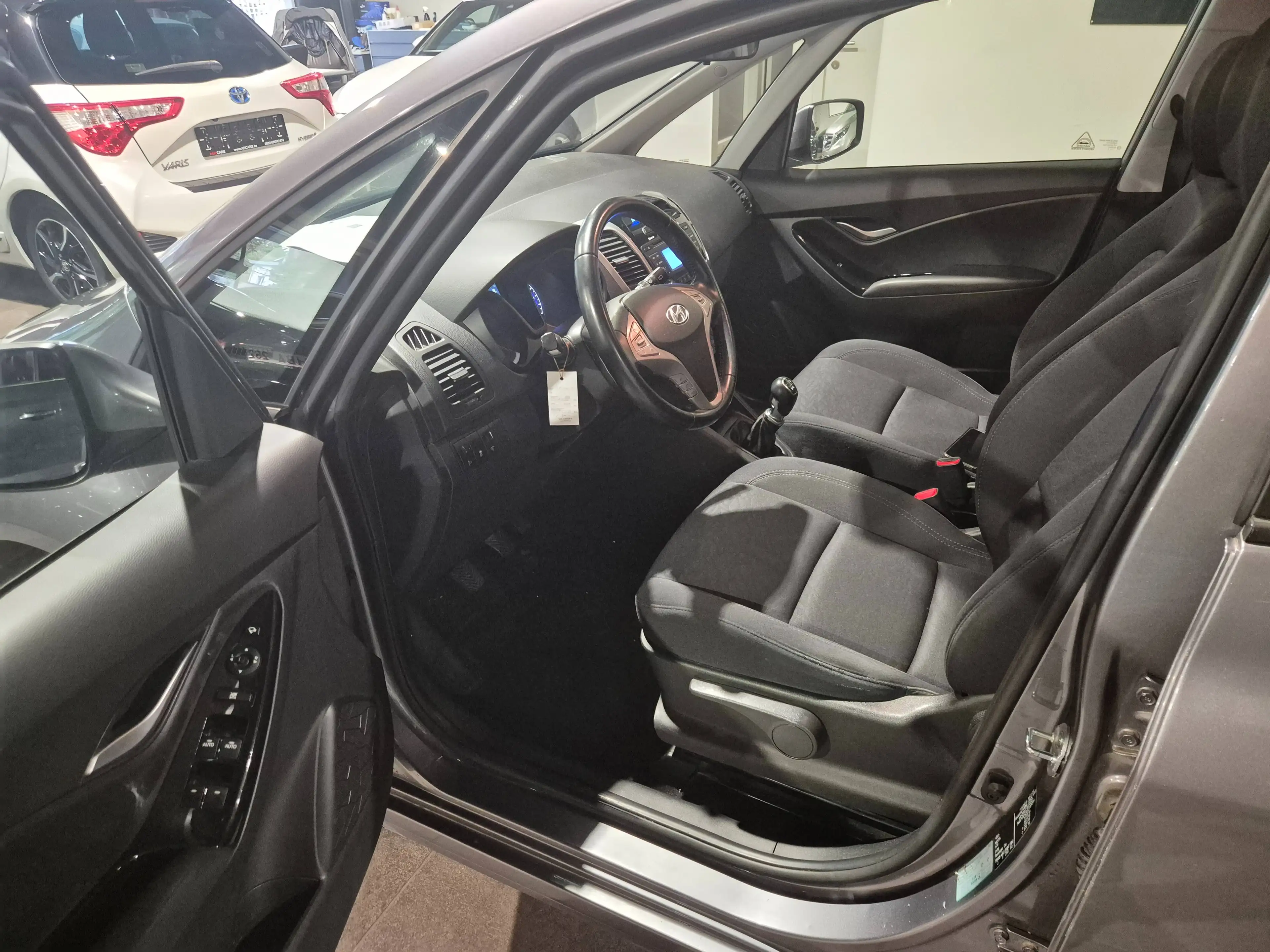 Hyundai iX20 iX20 1.4i Cool ISG — photo 7