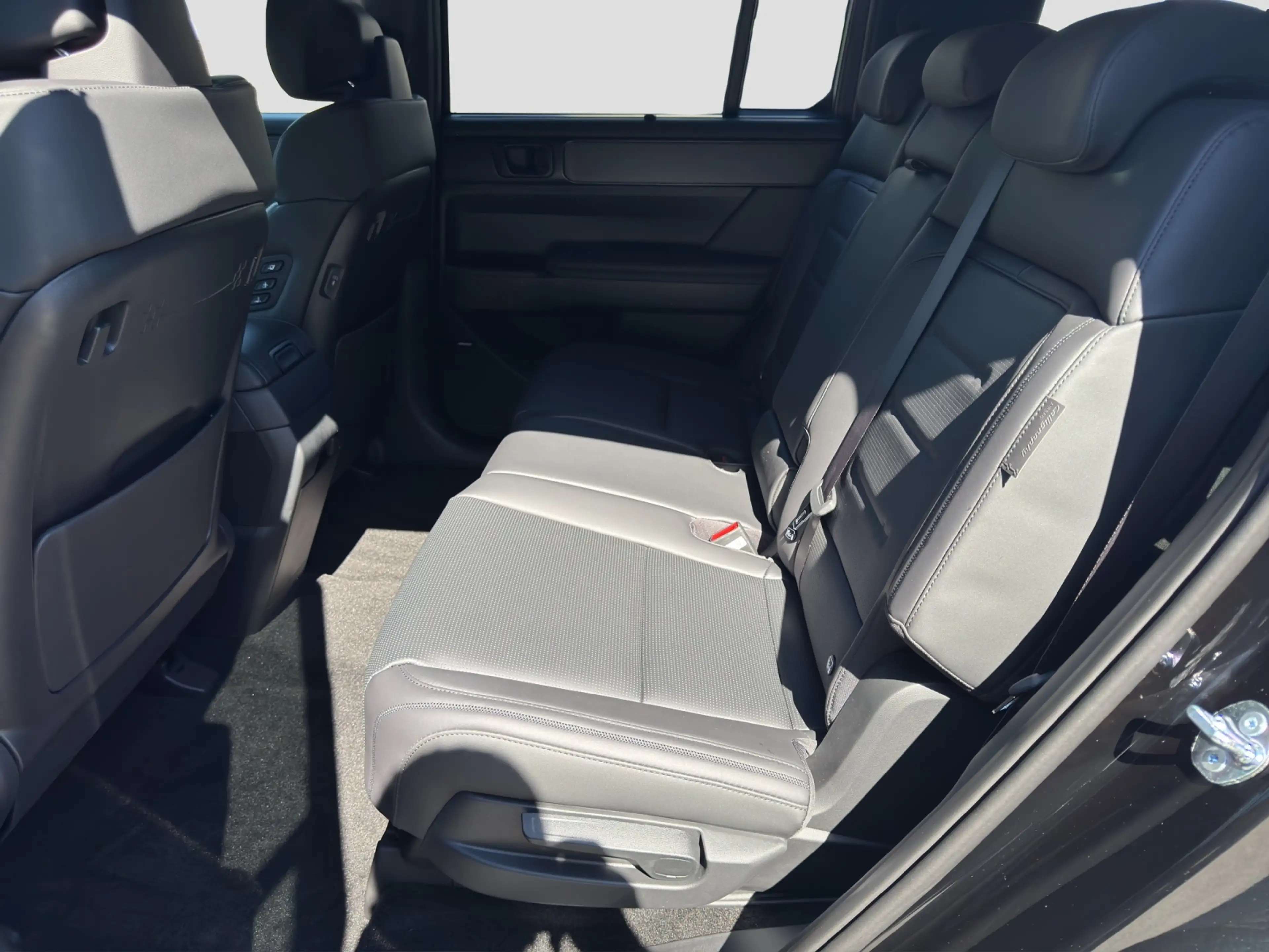 Hyundai SANTA FE Hybrid 1.6 T-GDi Blackline PANO/HEADUP/BOSE — photo 7