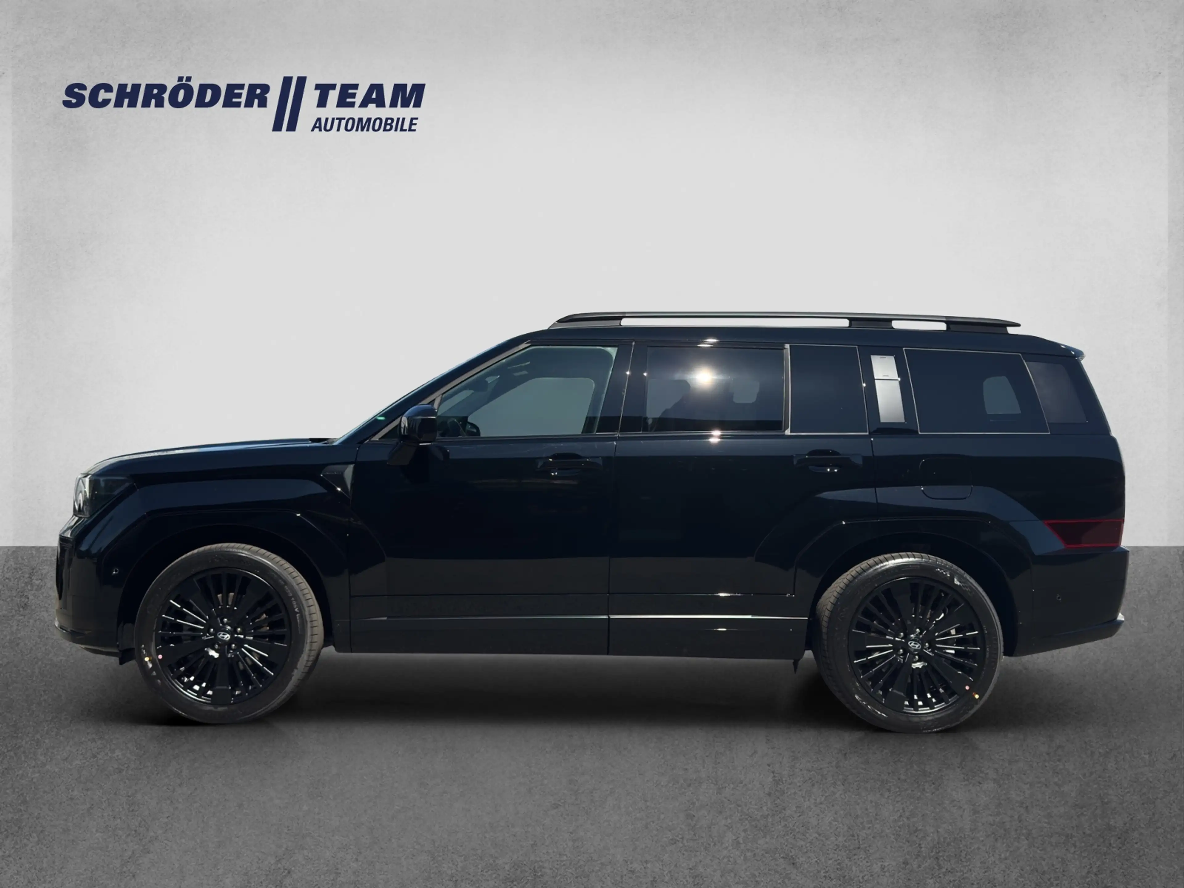 Hyundai SANTA FE Hybrid 1.6 T-GDi Blackline PANO/HEADUP/BOSE — photo 2