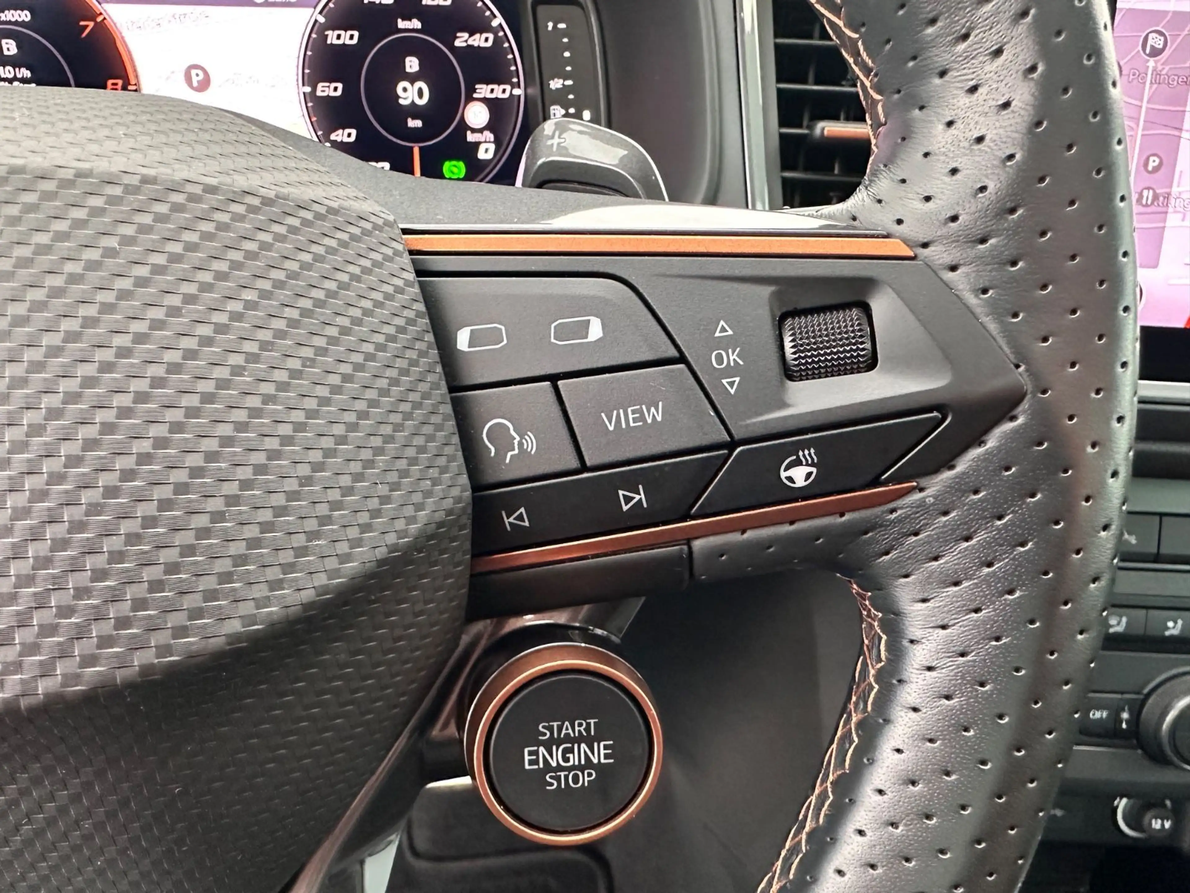 CUPRA Ateca VZ 4Drive Navi Pano T-Leder 360° ACC Beats — photo 18