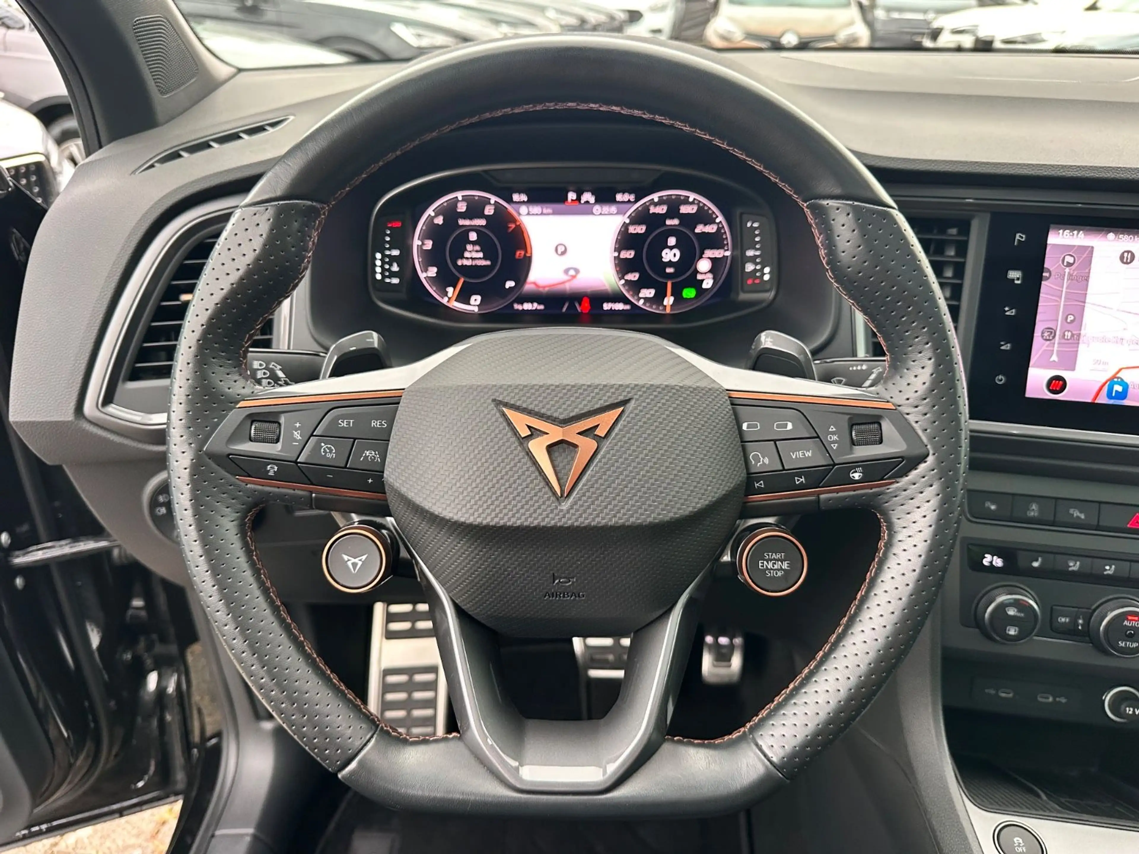 CUPRA Ateca VZ 4Drive Navi Pano T-Leder 360° ACC Beats — photo 16