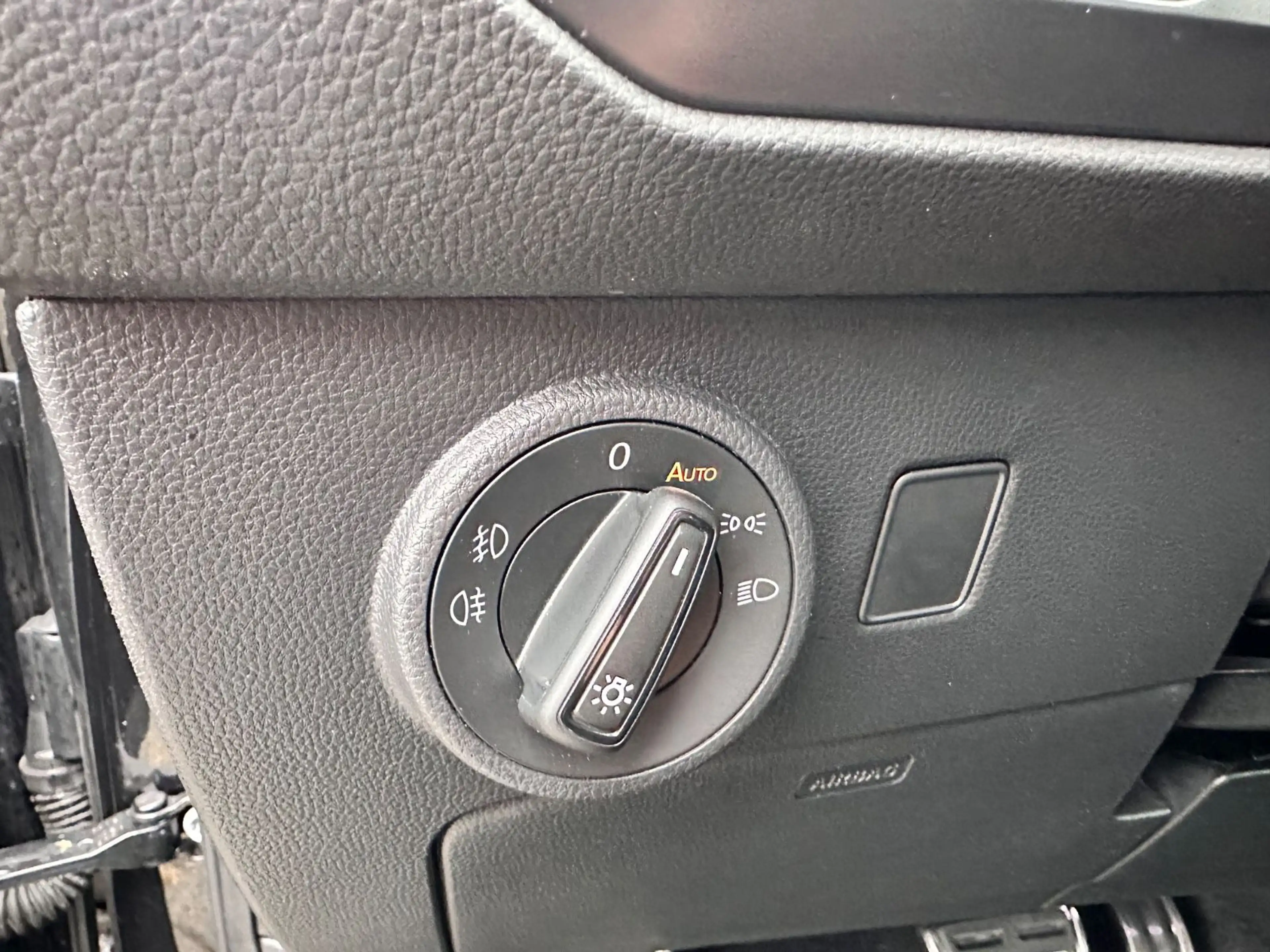 CUPRA Ateca VZ 4Drive Navi Pano T-Leder 360° ACC Beats — photo 11
