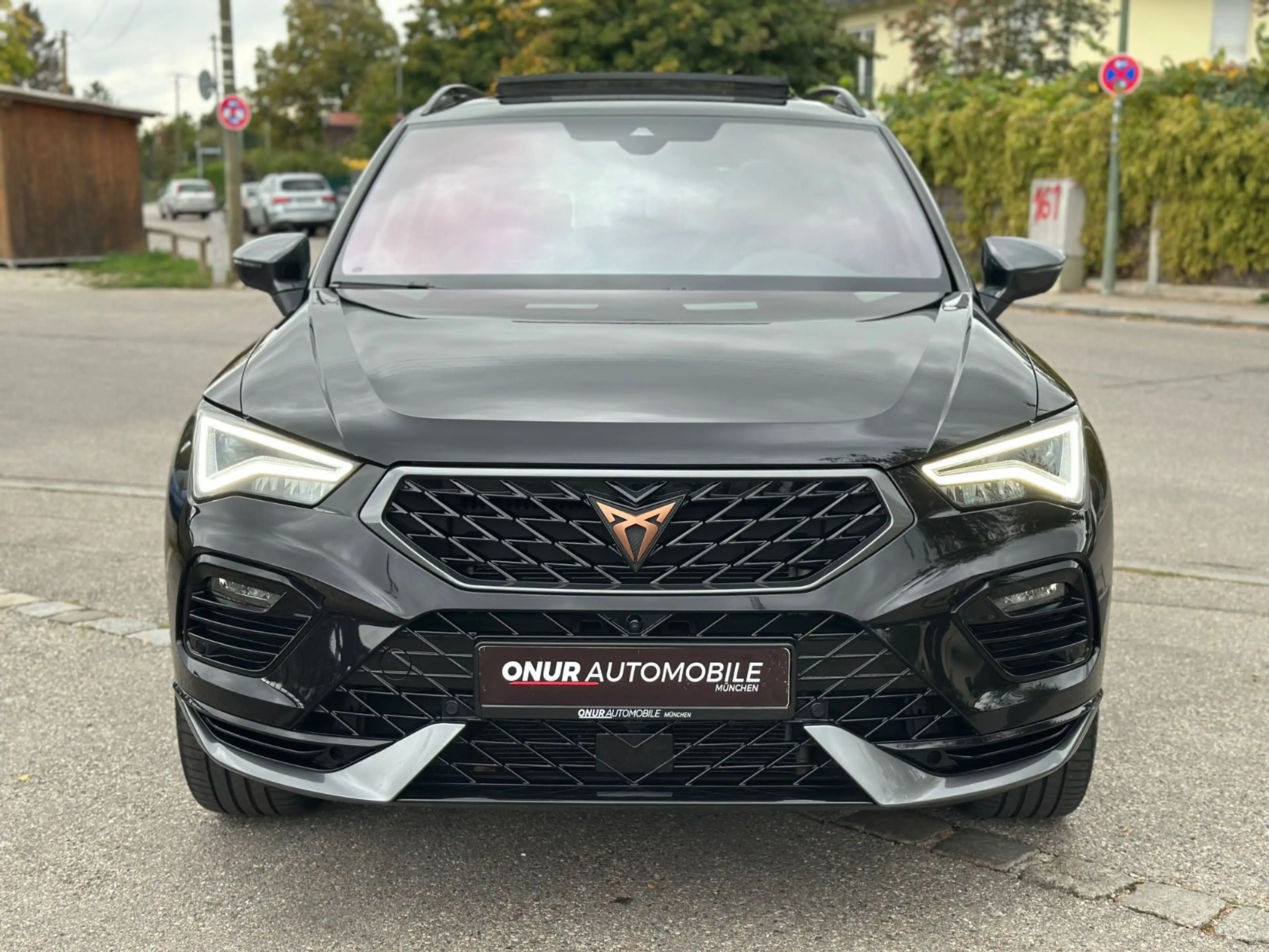 CUPRA Ateca VZ 4Drive Navi Pano T-Leder 360° ACC Beats — photo 2