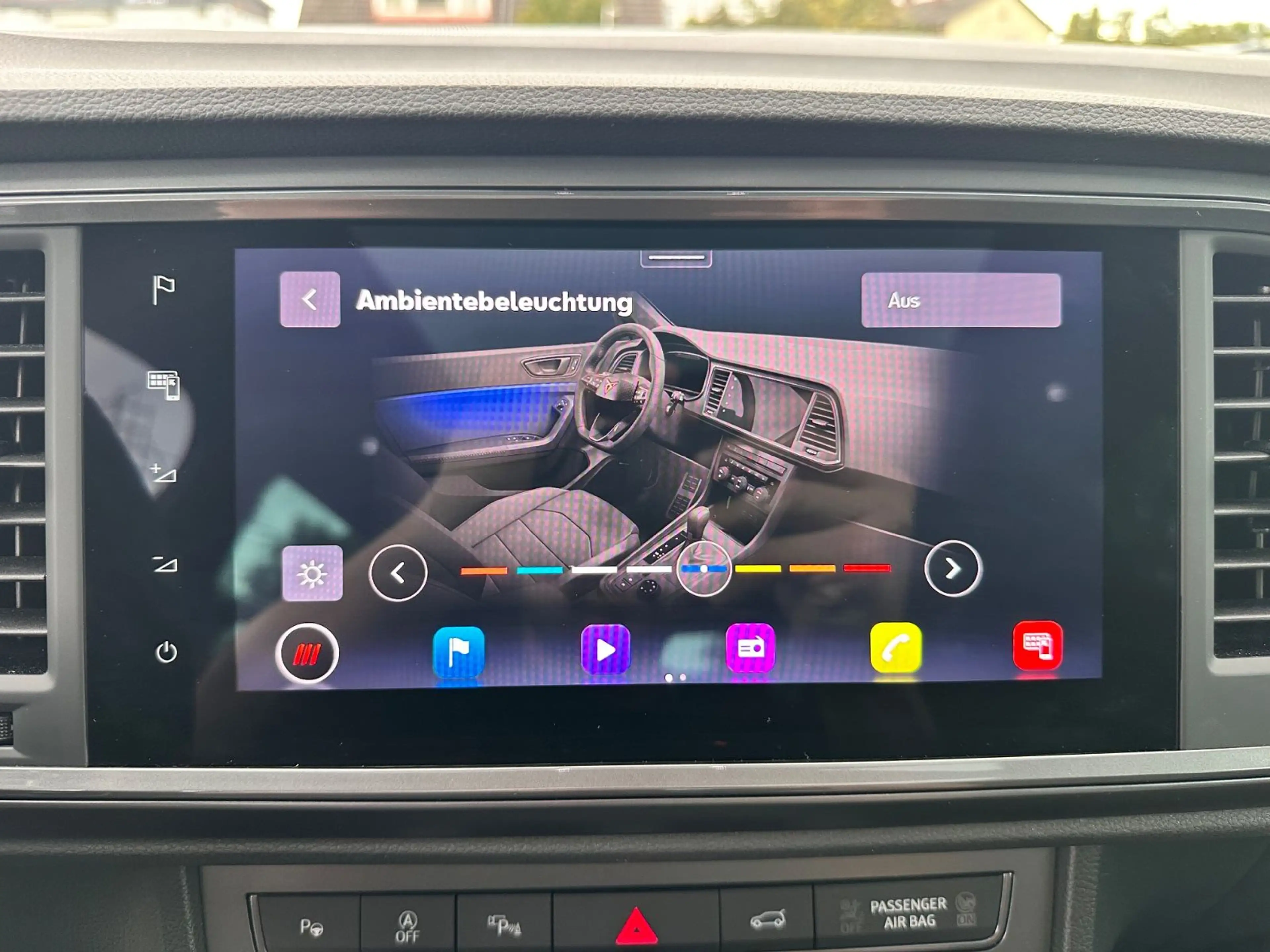 CUPRA Ateca VZ 4Drive Navi Pano T-Leder 360° ACC Beats — photo 22