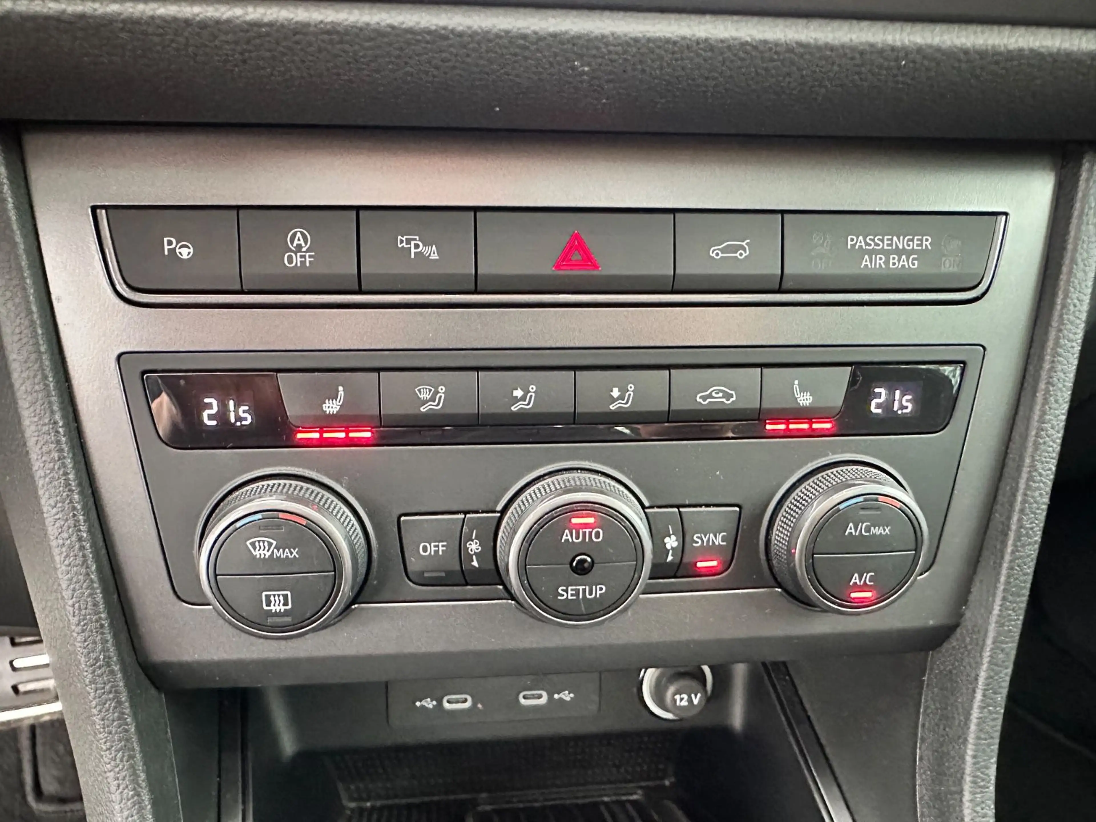 CUPRA Ateca VZ 4Drive Navi Pano T-Leder 360° ACC Beats — photo 12