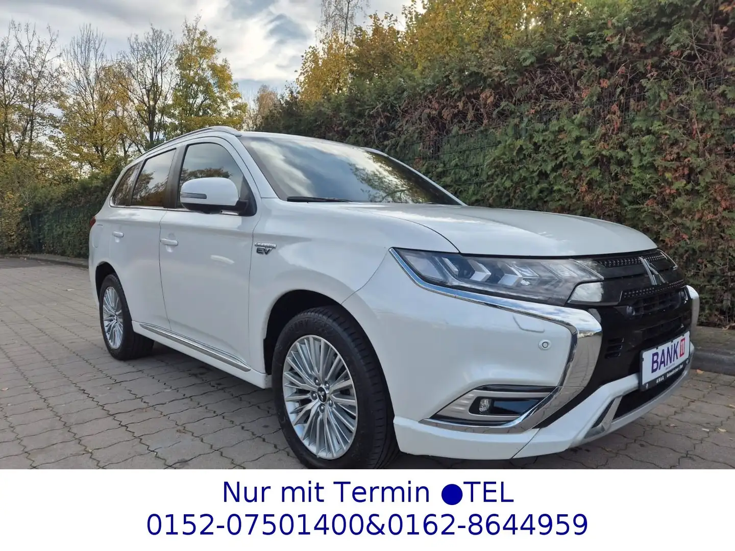 Mitsubishi Outlander PHEV Top 4WD*VOLLAUSSTATTUNG*MOTOR TOP Weiß - 1