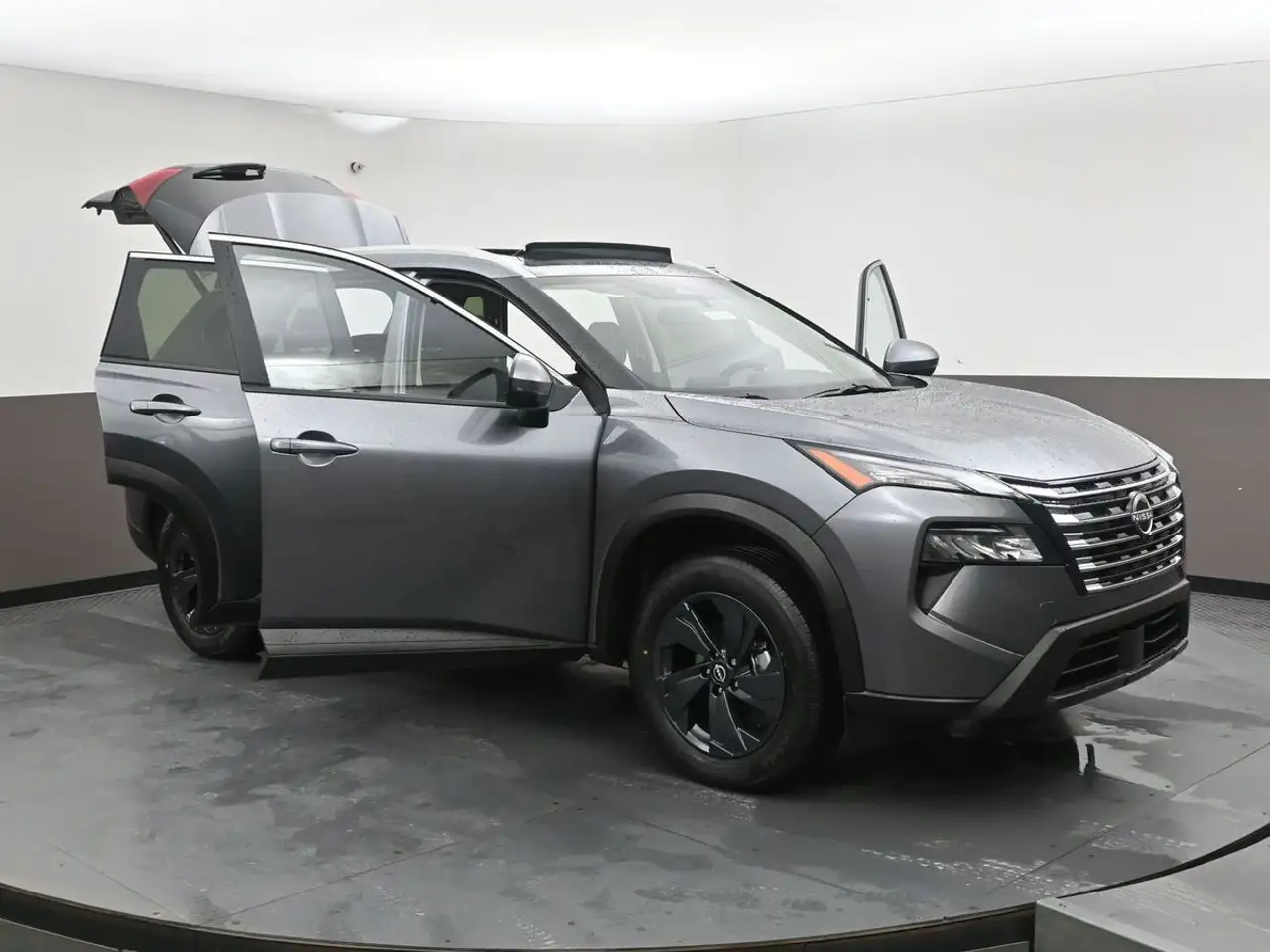 Nissan Rogue снимка Nissan Rogue