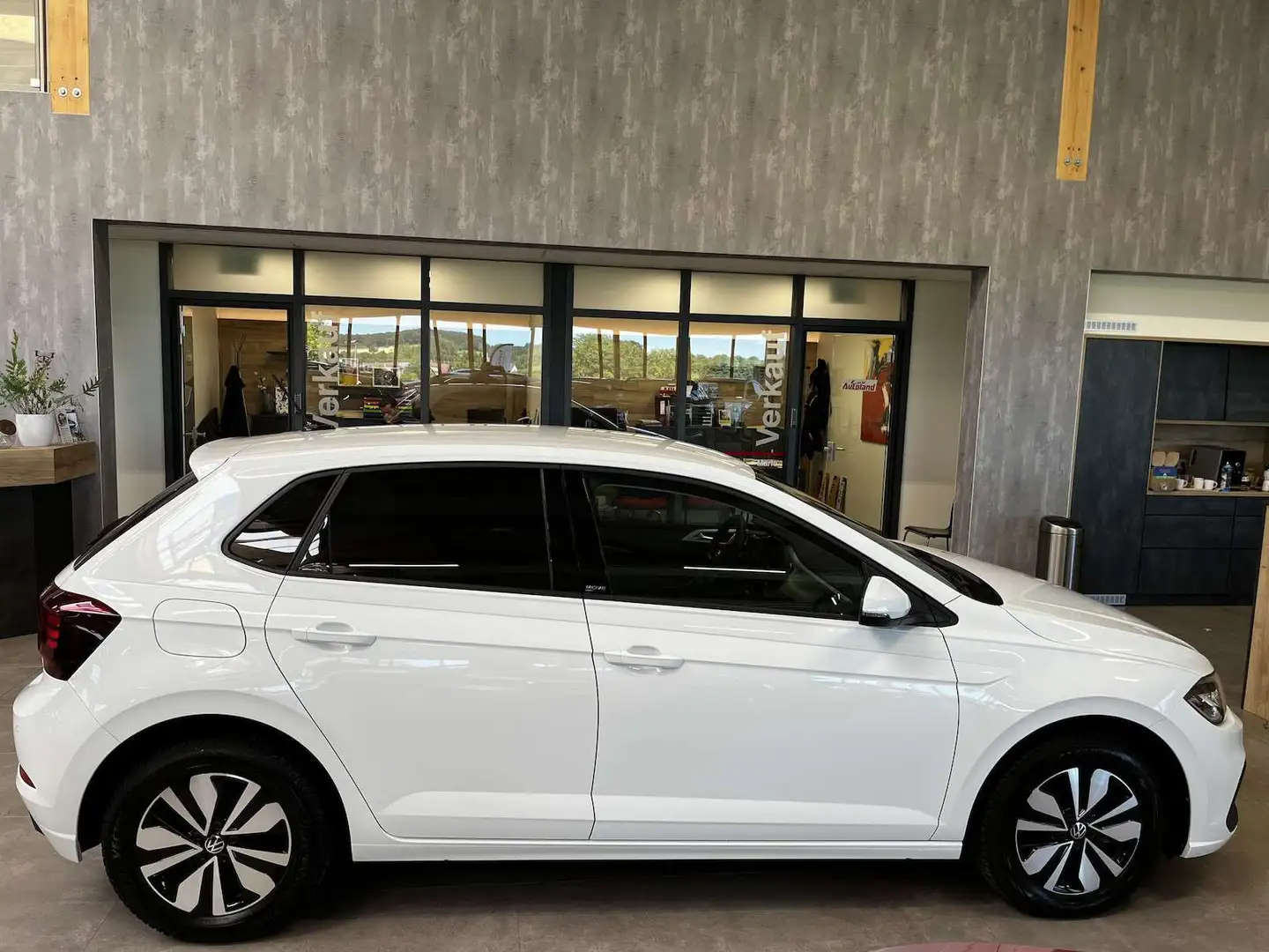 Volkswagen Polo Move 1.0 TSI DSG App LED Shzg ACC Climatro Blanc - 1