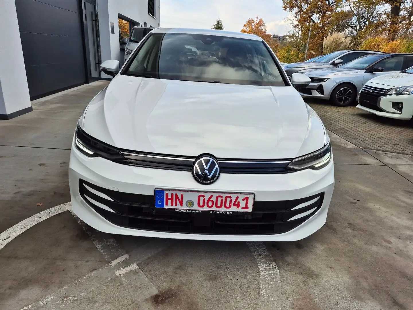 Volkswagen Golf VIII Lim. 1.5 TSI Life Weiß - 2