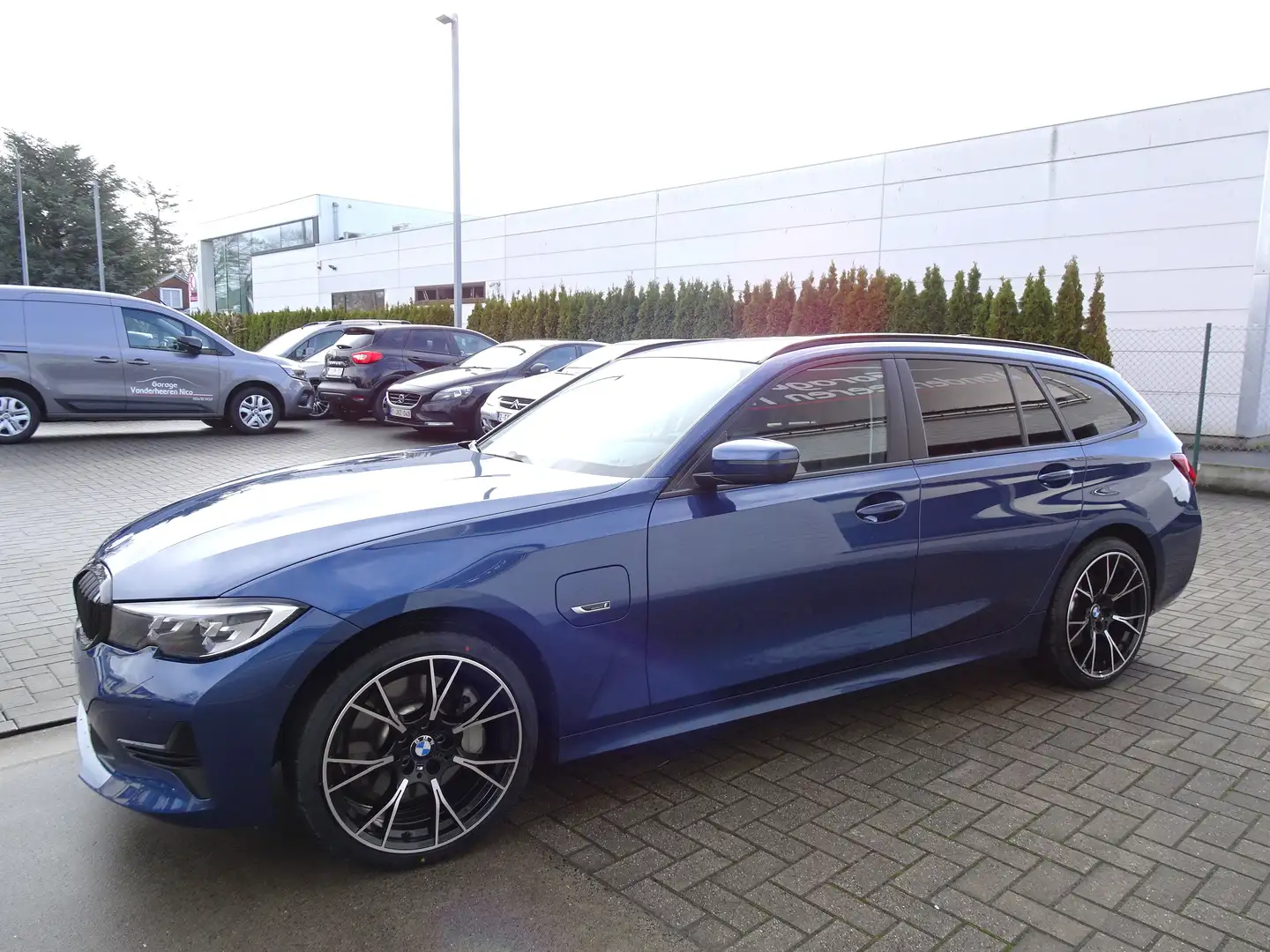 BMW 330 e PHEV VIRTUAL,LEDER,CARPLAY,CAMERA,ADAPT CRUISE Bleu - 2