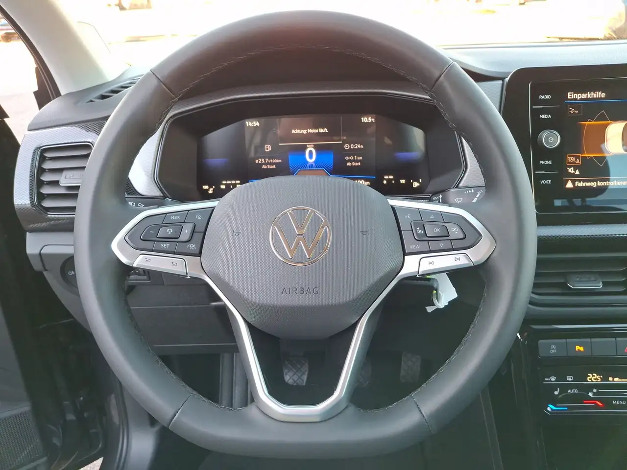 Volkswagen T-Cross Life 1.0 TSI LED Navi AHK TravelAss. 16" 13