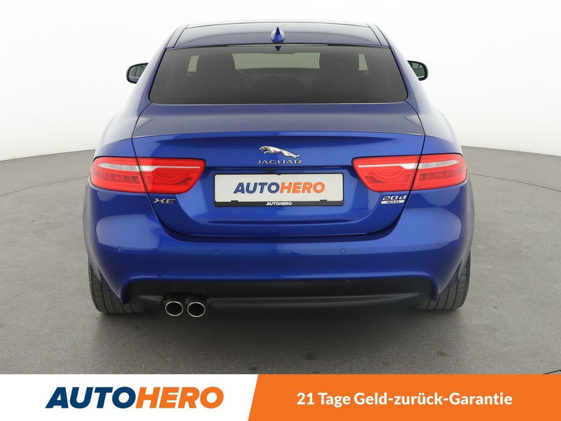 Jaguar XE 20d Portfolio AWD Aut*NAVI*XENON*ACC*CAM*PDC*SHZ* — photo 5