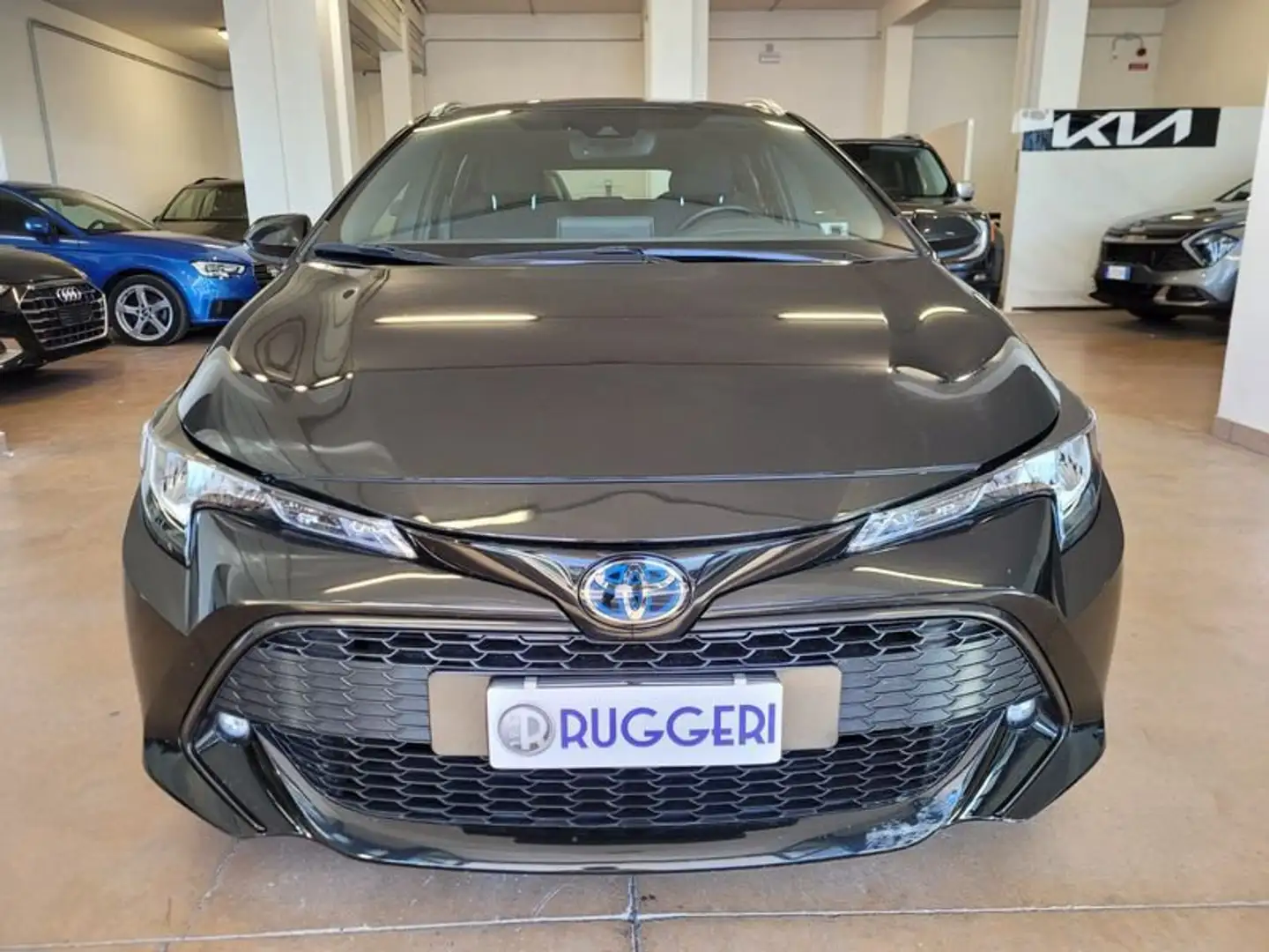 Toyota Corolla Touring Sports 1.8 Hybrid Style Negru - 2