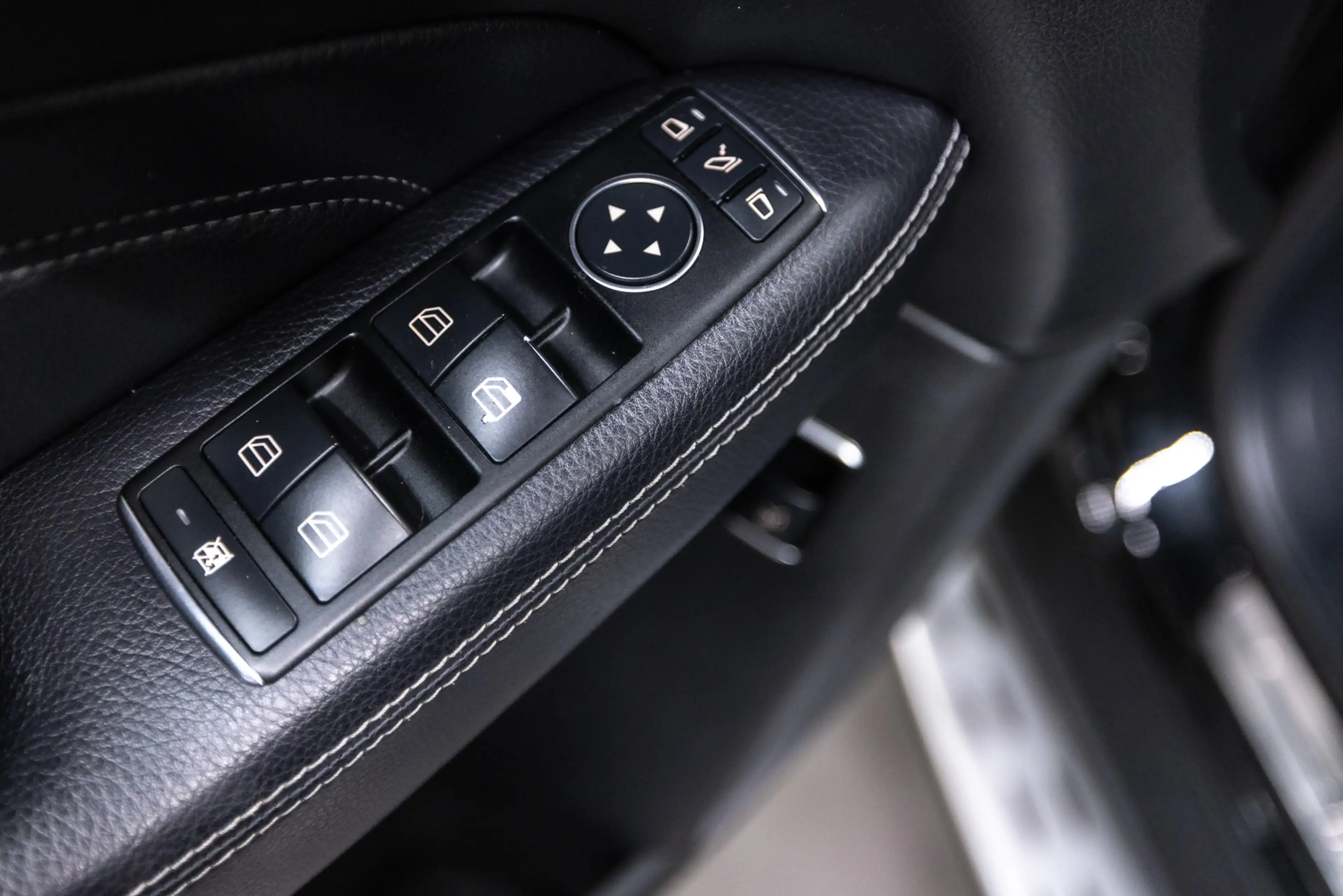 Mercedes-Benz ML 350 M-klasse — photo 27