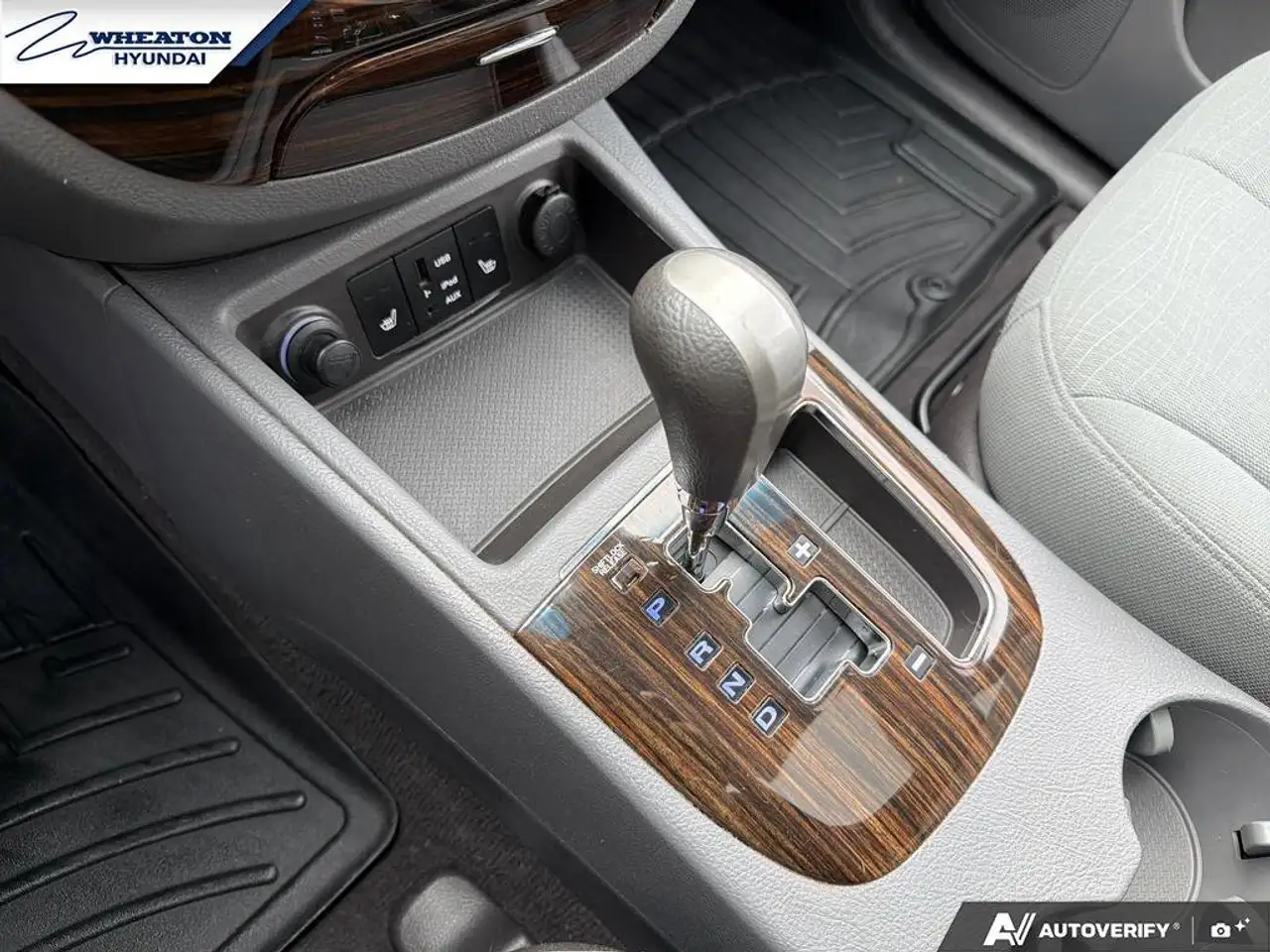 Hyundai SANTA FE снимка Hyundai SANTA FE