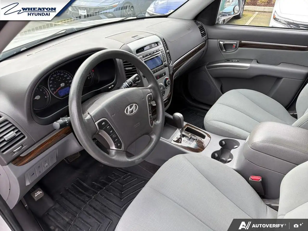 Hyundai SANTA FE снимка Hyundai SANTA FE