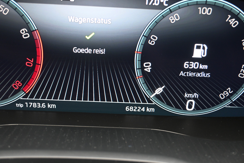 Skoda Karoq 1.0 TSI Business Edition trekhaak — photo 41