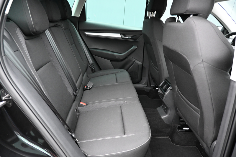 Skoda Karoq 1.0 TSI Business Edition trekhaak — photo 25