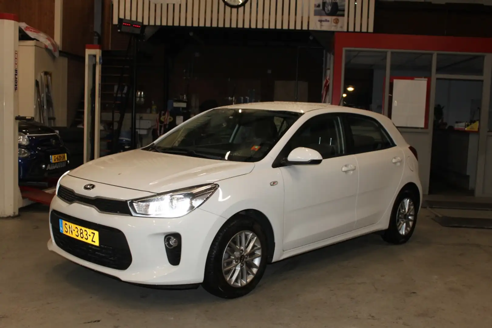 Kia Rio 1.0 TGDI Design Ed. Blanc - 1