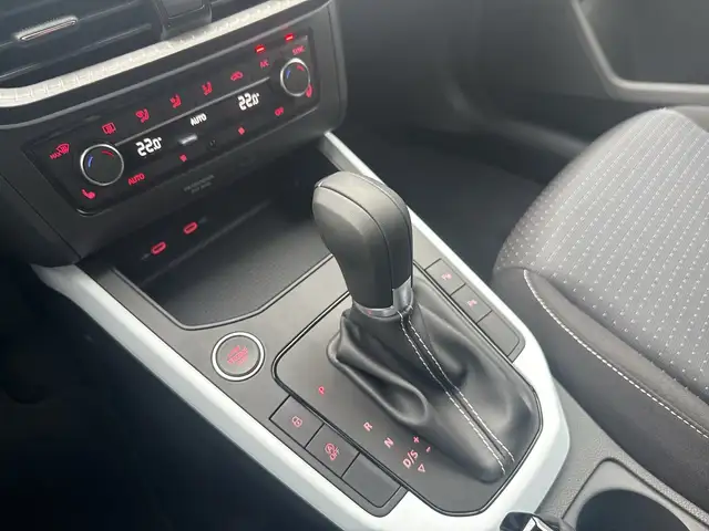 Seat Arona view 12