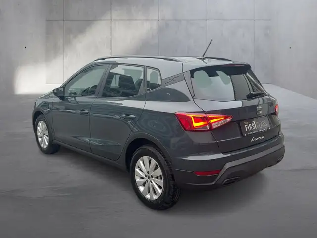 Seat Arona view 3