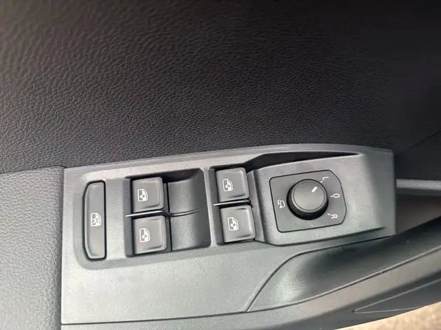 Seat Arona view 11