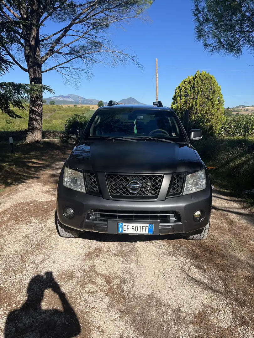 Nissan Pathfinder 2.5 dci Platinum auto - 1