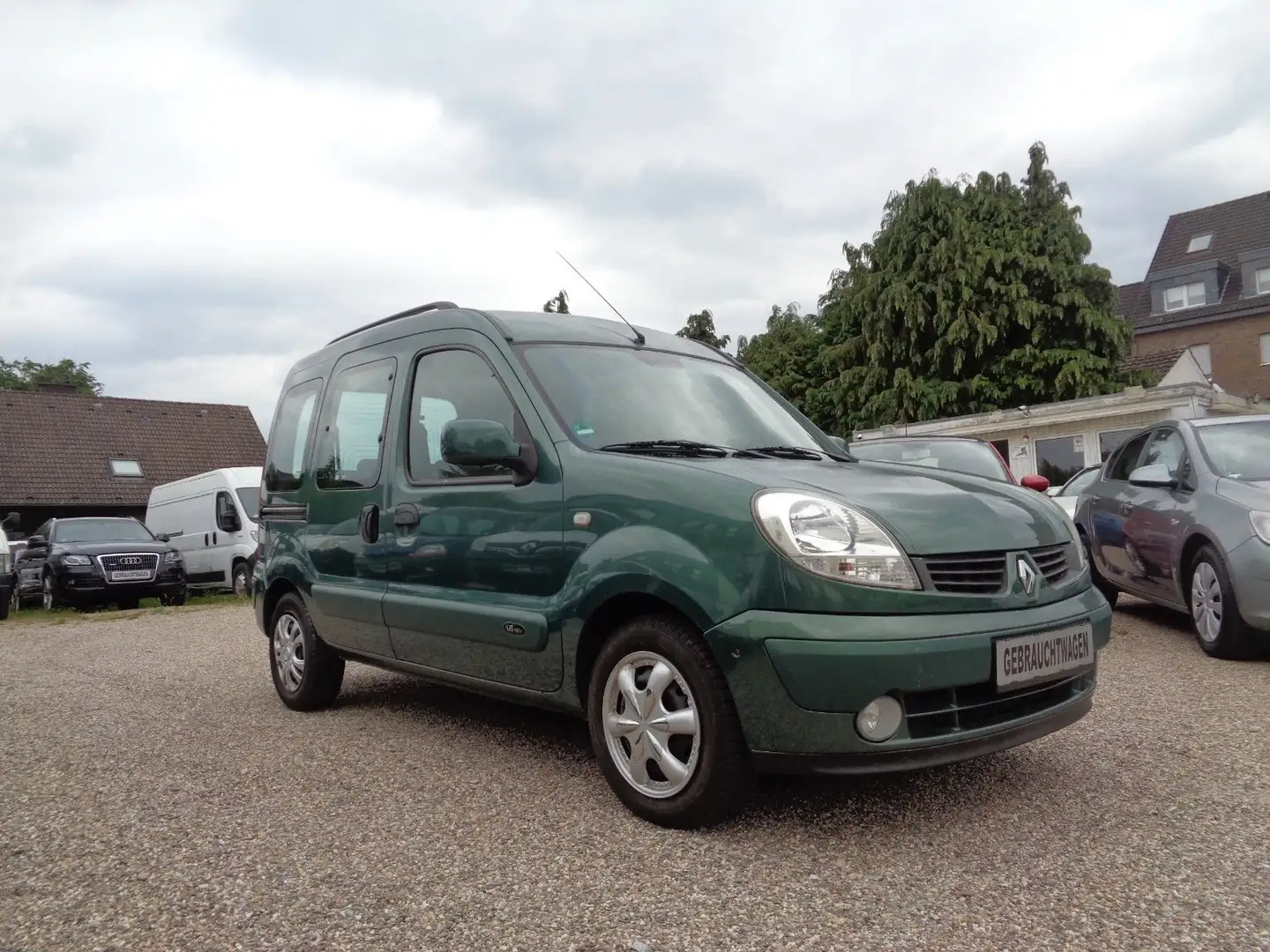 Renault Kangoo Privilege Grün - 1