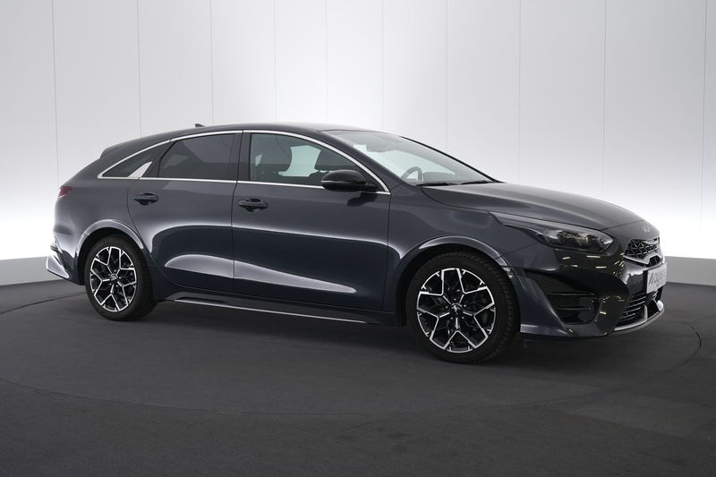 Kia ProCeed / pro_cee'd 1.5 T-GDi GT Line DCT LEDER/STOF LED GPS PDC CAM C — photo 4