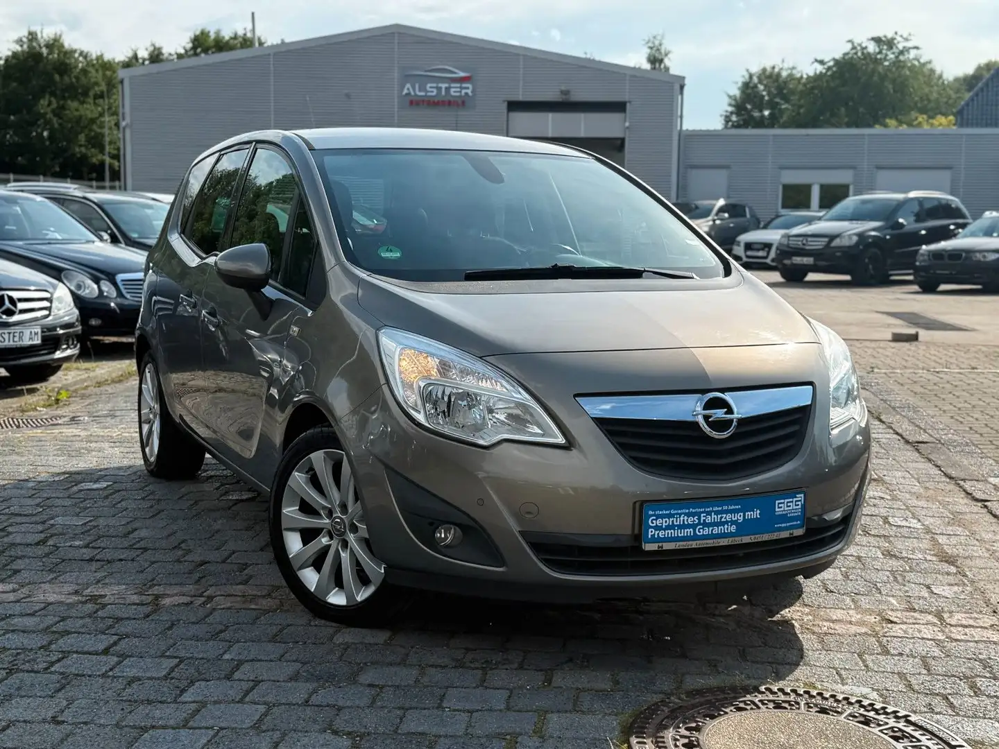 Opel Meriva B Edition a,4 Brun - 1