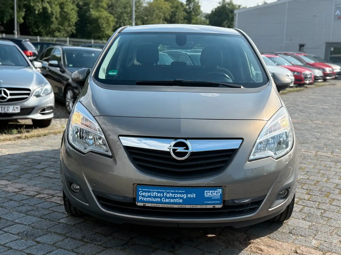 Opel Meriva B Edition a,4 Brun - 2