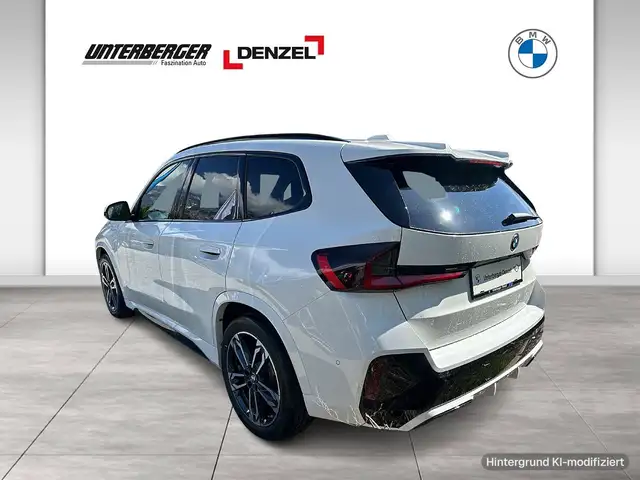 BMW X1 view 3