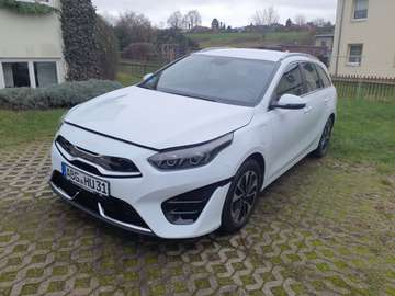 Ceed SW 1.6 GDI DCT OPF Plug-in-Hybrid Vision