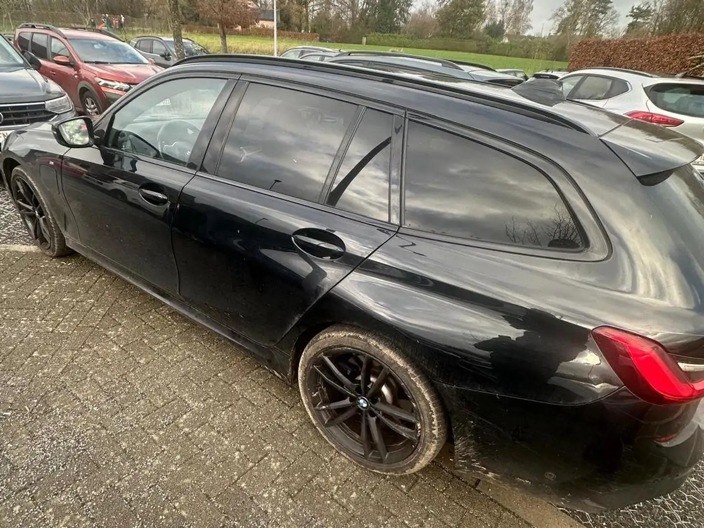 BMW Active Hybrid 3 Touring 330eAS PHEV Zwart - 1