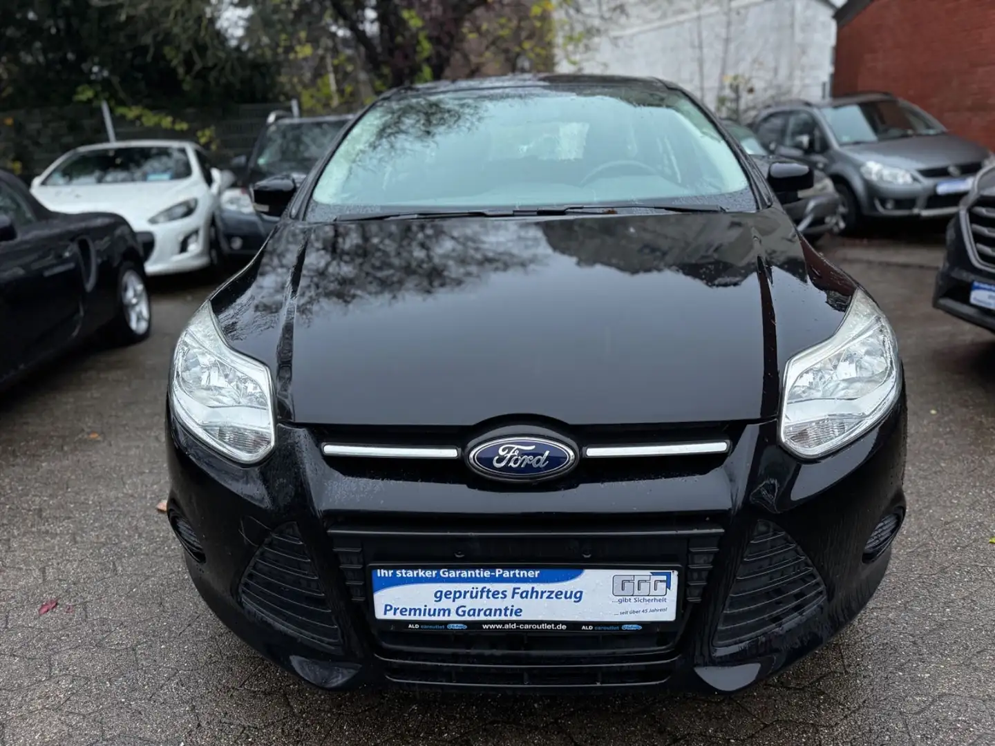 Ford Focus Turnier Trend 1.6 TDCI*KLIMA*TEMPOMAT Noir - 2