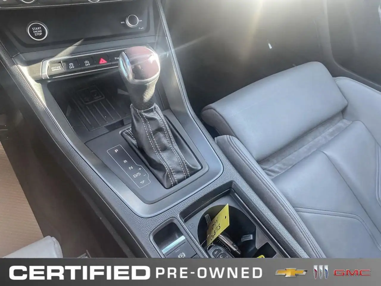 Audi Q3 снимка Audi Q3